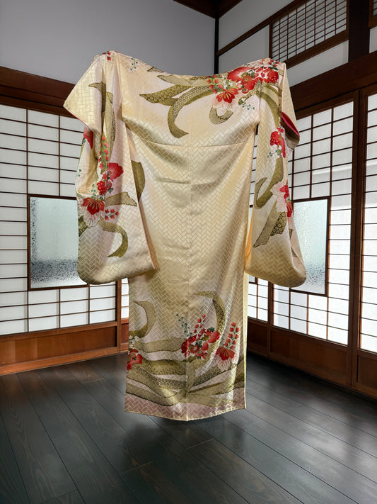 Redefining the Vintage Furisode Collection "kiiro, green"