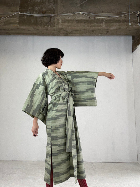 Kimono dress gown and string belt upcycled from Japanese kimono "tsumugi cloud pattern" :damage