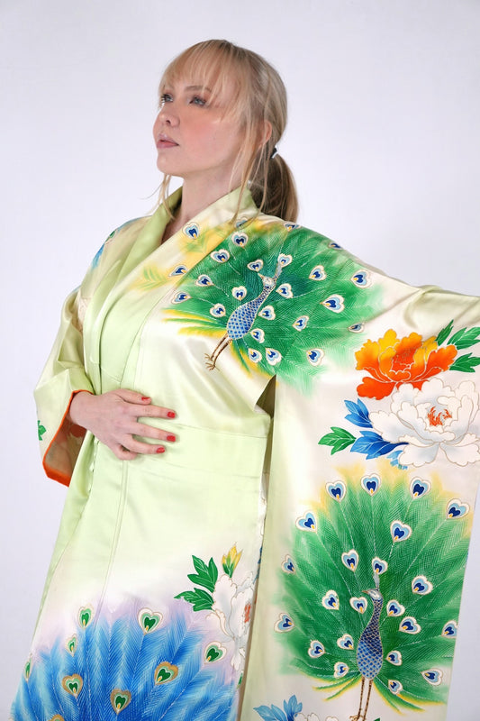Redefining the Vintage Furisode Collection "FRI022"*high-damage