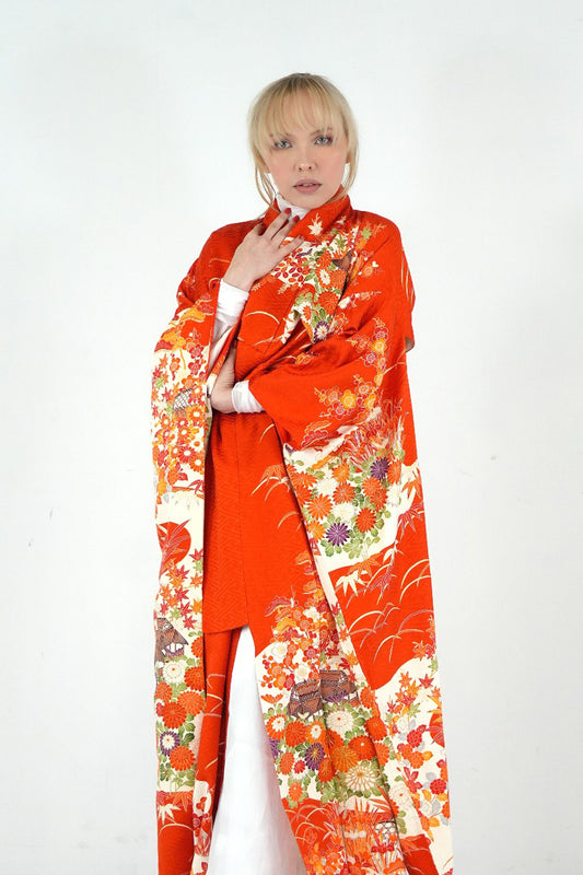 Redefining the Vintage Furisode Collection "shikino-hanabana, FRI018"