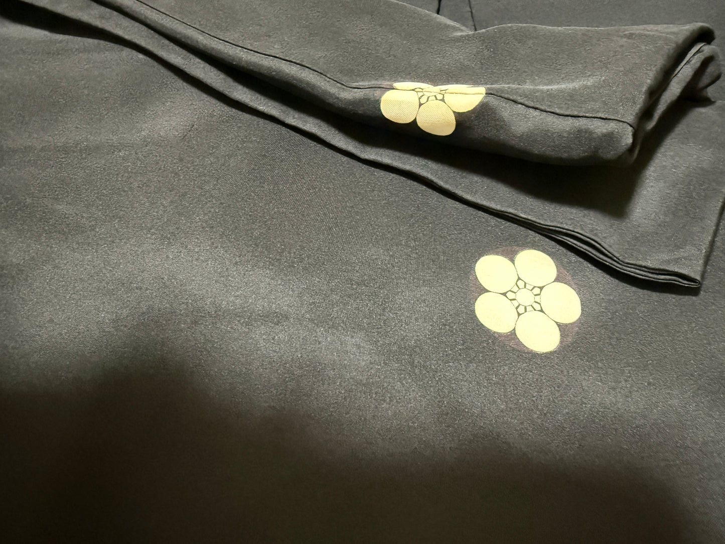 VINTAGE KUROMONTSUKI HAORI "dragon"