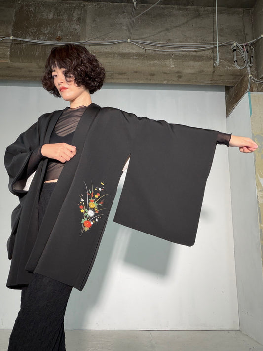 VINTAGE BLACK HAORI "flower, BLK187"