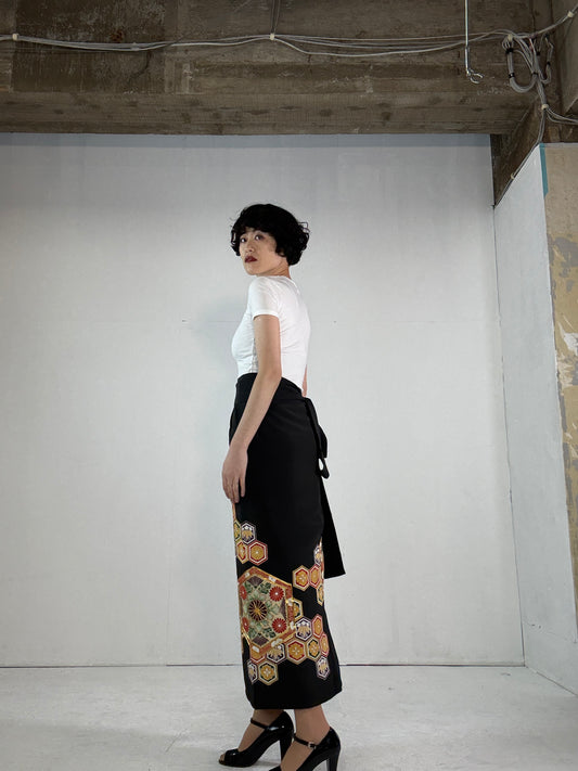 EDO-ZUMA SKIRT UPCYCLED FROM JAPANESE KIMONO "002"
