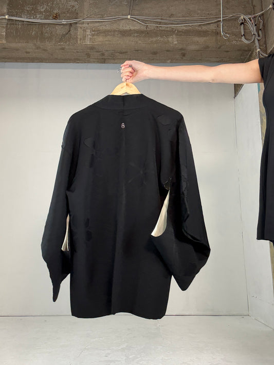 VINTAGE BLACK HAORI "ground pattern, manjitsunagi, flower"