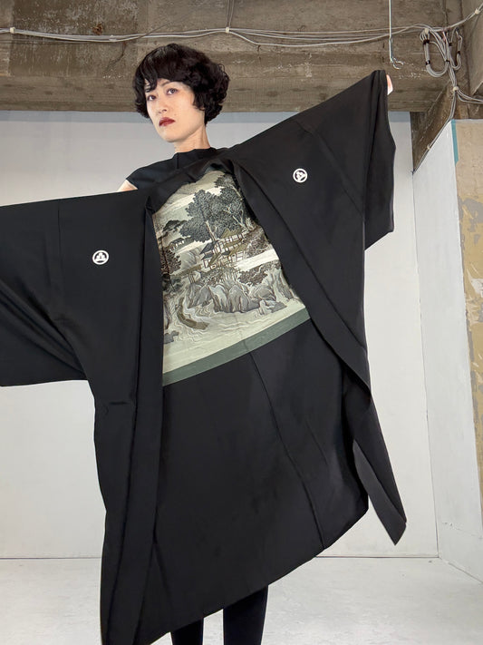 VINTAGE KUROMONTSUKI HAORI "beautiful, green"