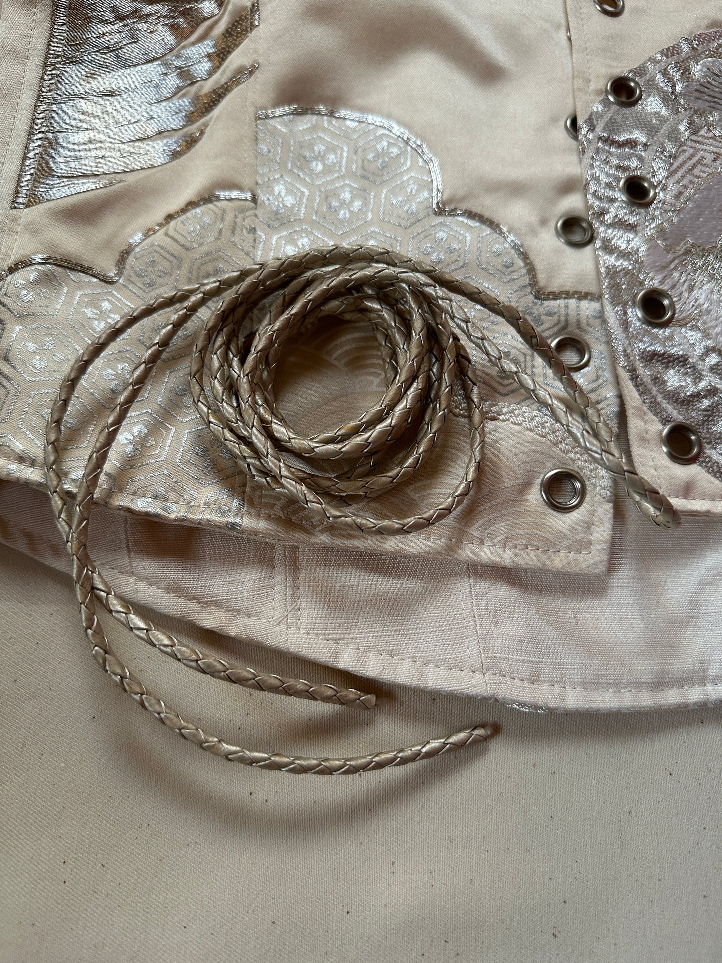 ORDER ARTWORK_KIMONO CORSET / DRESSY elastic waist pants upcycled from Japanese kimono UCHIKAKE