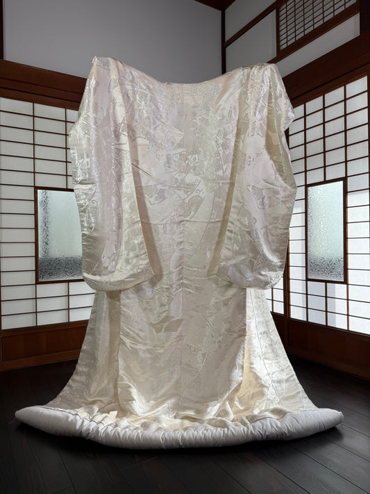 VINTAGE SHIROMUKU "kissho monyo"