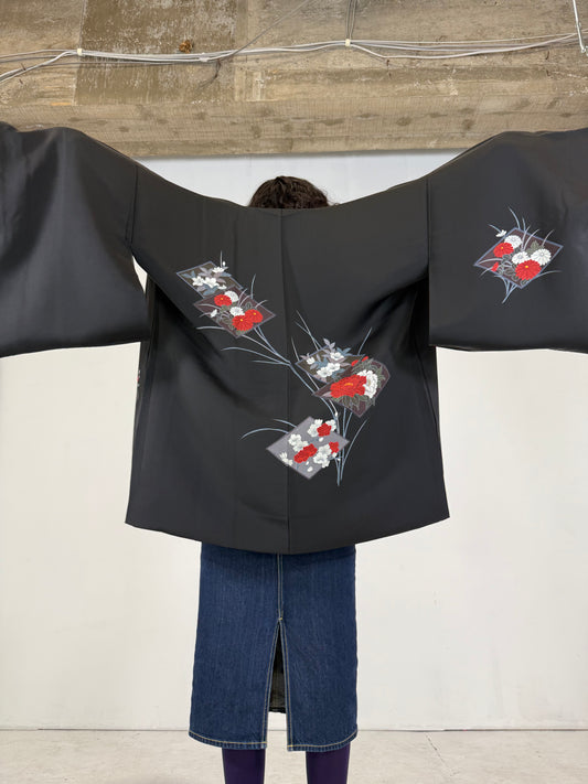 VINTAGE BLACK HAORI "ikebana, hisigata"