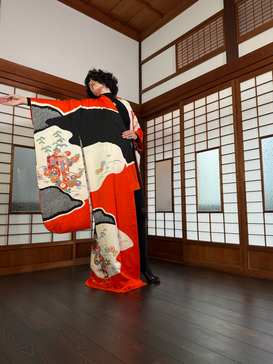 Redefining the Vintage Furisode Collection "red, black, shibori" *damage