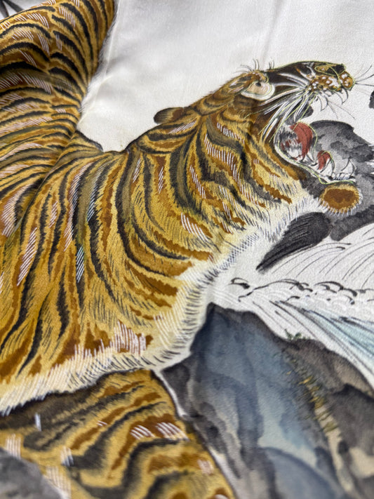 VINTAGE KAWAII HAORI oversized "Hige Tsumugi, Brown"