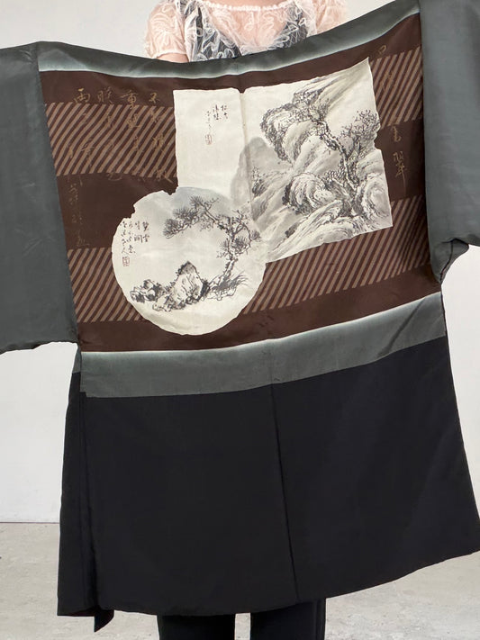 VINTAGE KUROMONTSUKI HAORI "nijuwa-mon, KUR119"
