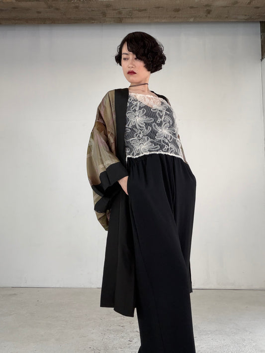 VINTAGE KUROMONTSUKI HAORI "pattern, KUR121" *high-damage