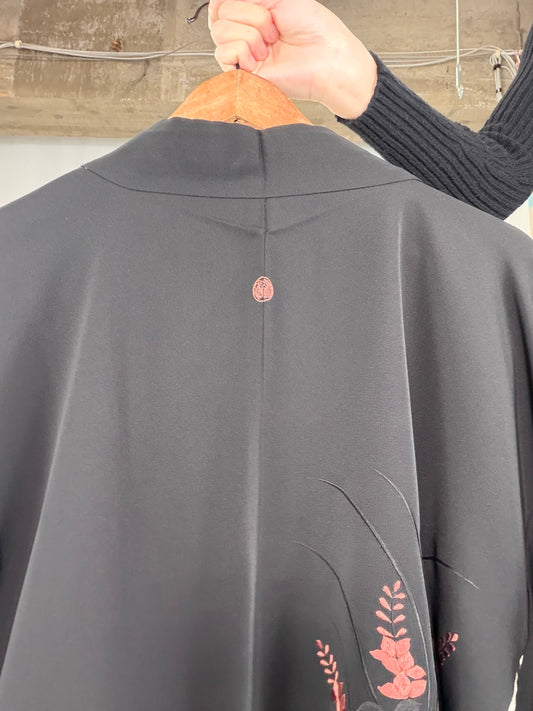 VINTAGE BLACK HAORI "kamon, embroidery, BLK106"*damage