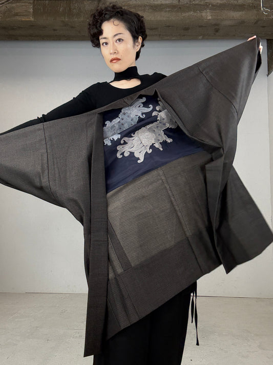 VINTAGE KAWAII HAORI oversized "Oshima tsumugi SHISHI graphical"