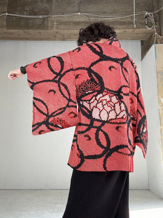 VINTAGE SHIBORI HAORI "red, botantenjiku"