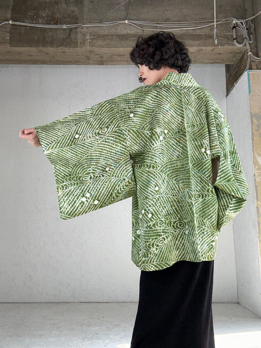 VINTAGE SHIBORI HAORI "green, ryusui"
