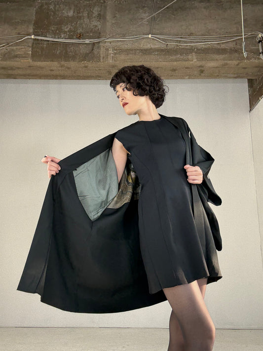 VINTAGE KUROMONTSUKI HAORI "kama-wa-nu"