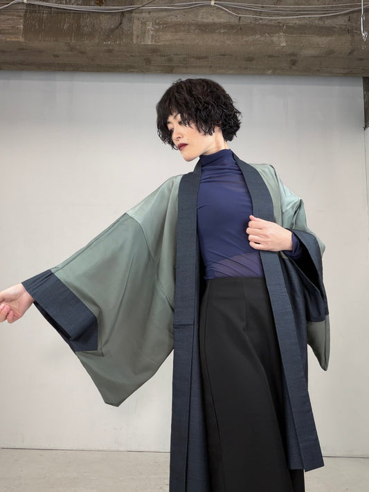 VINTAGE KAWAII HAORI oversized "oshima, blue, dragon 029"*damage