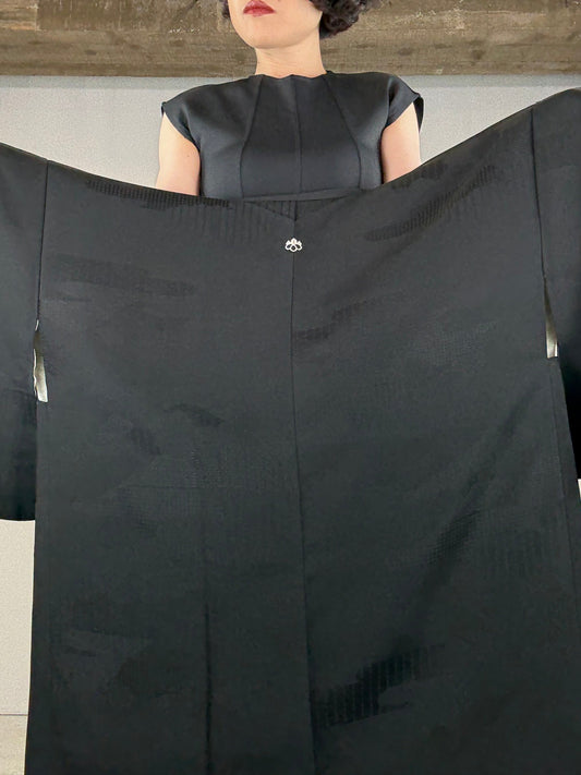 VINTAGE BLACK HAORI "ground pattern, kumo"