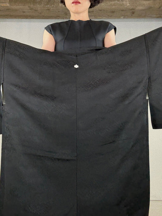 VINTAGE BLACK HAORI "ground pattern, susuki"