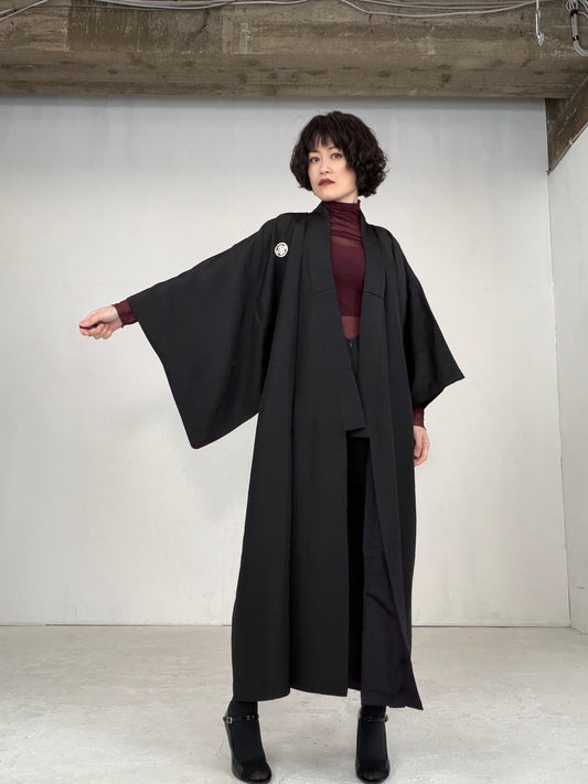 VINTAGE BLACK KIMONO MONTSUKI " KUK003"*damage