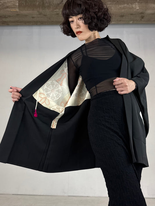 VINTAGE BLACK HAORI "shippo, beautiful inner pattern"