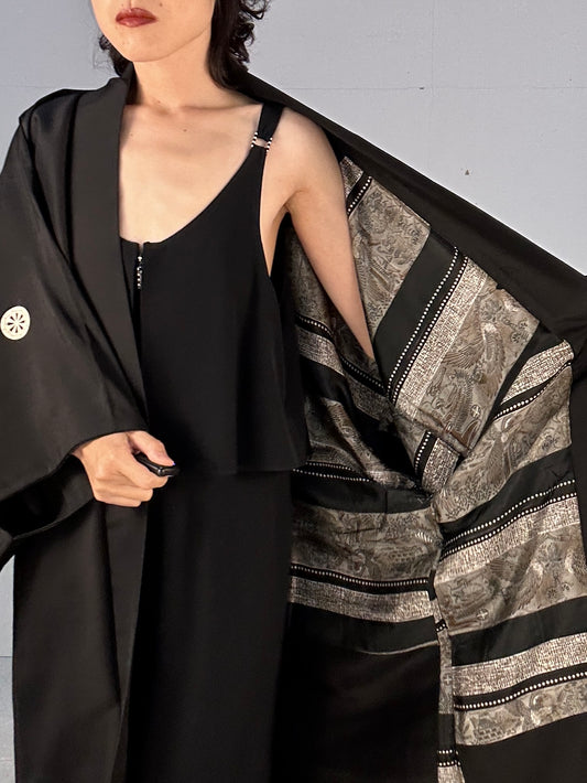 VINTAGE KUROMONTSUKI HAORI "sarasa egypt"