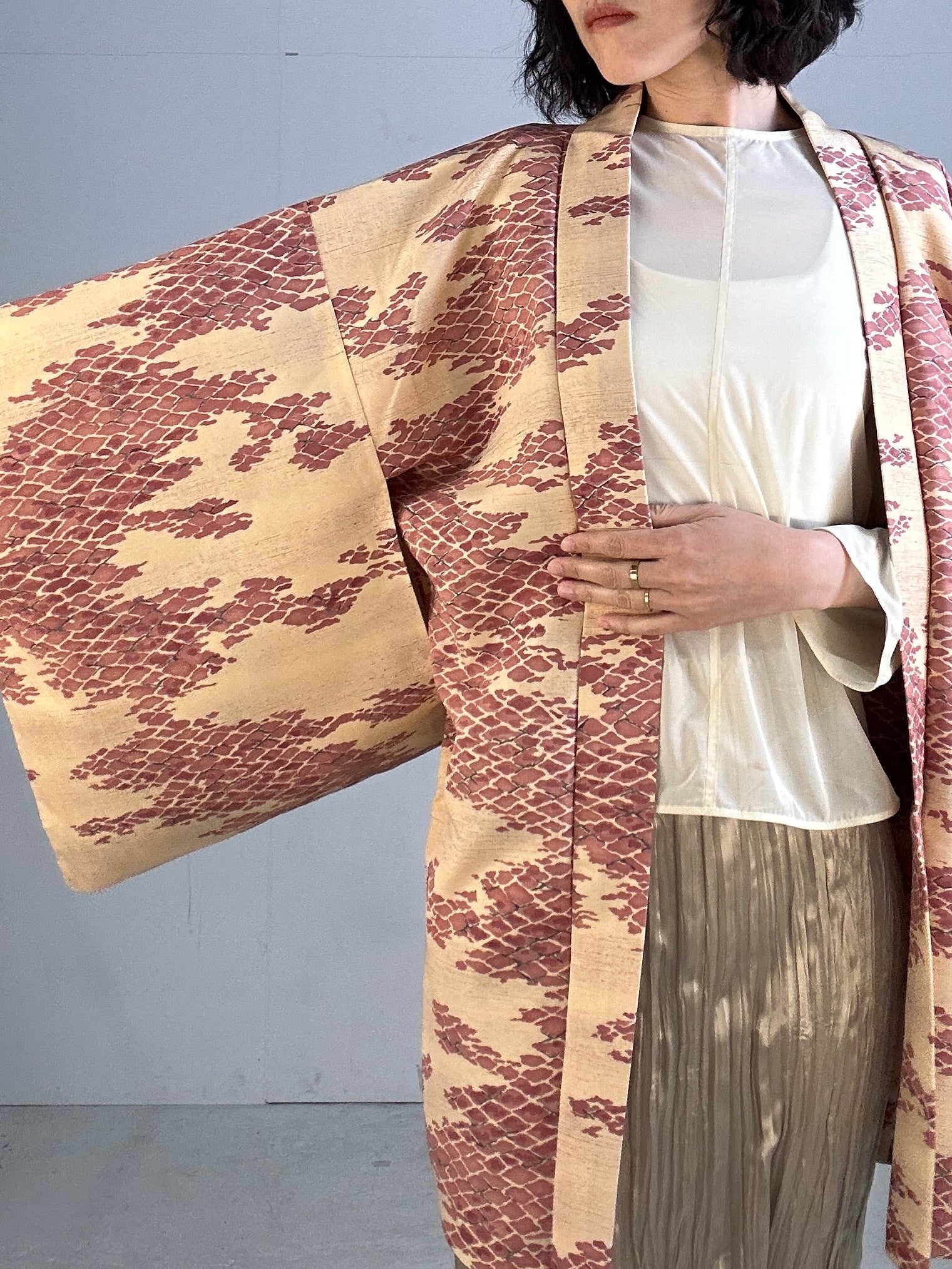 VINTAGE KAWAII HAORI tsumugi Uroko MACHIKO KIMONO Japanese Kimonos VINTAGE KAWAII HAORI tsumugi Uroko MACHIKO KIMONO Japanese Kimonos