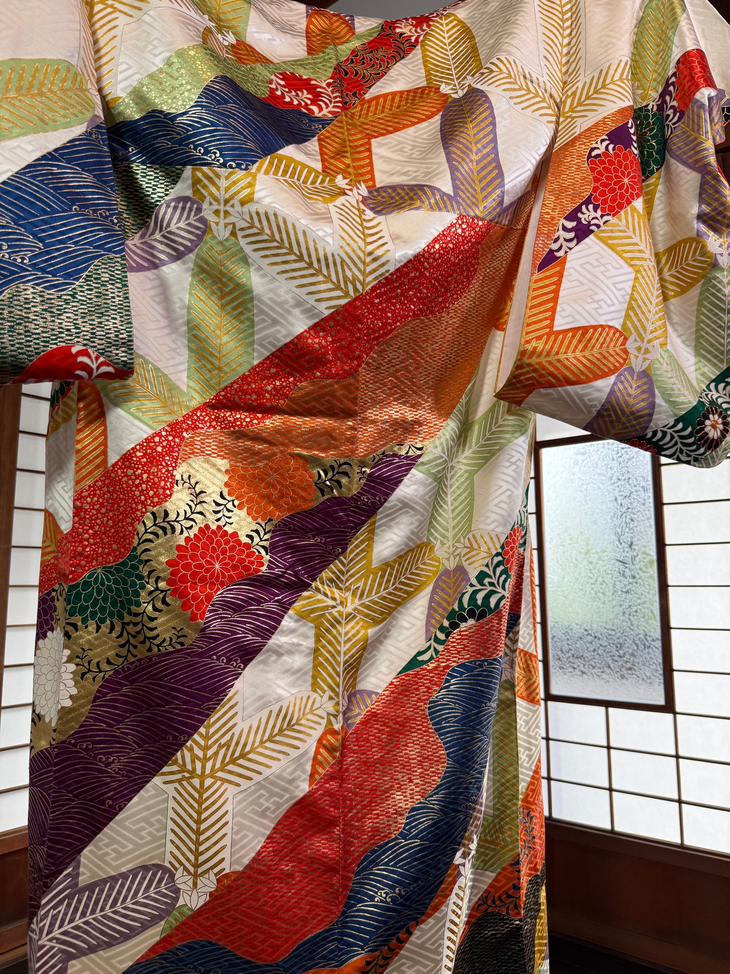 Redefining the Vintage Furisode(Tomesode) Collection "Gold" *damage