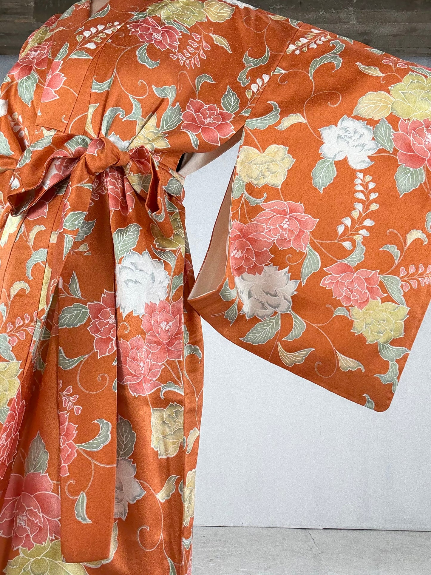 Kimono dress gown and string belt upcycled from Japanese kimono "komon youbana" *damage
