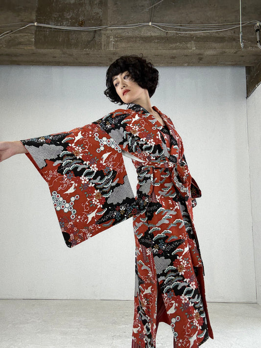 Kimono dress gown and string belt upcycled from Japanese kimono "yukigeshiki" Big Ribbon