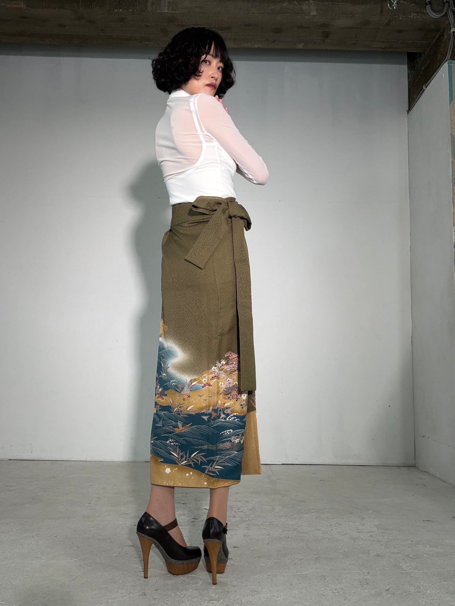 IROTOME SKIRT UPCYCLED FROM JAPANESE KIMONO "IRO138"