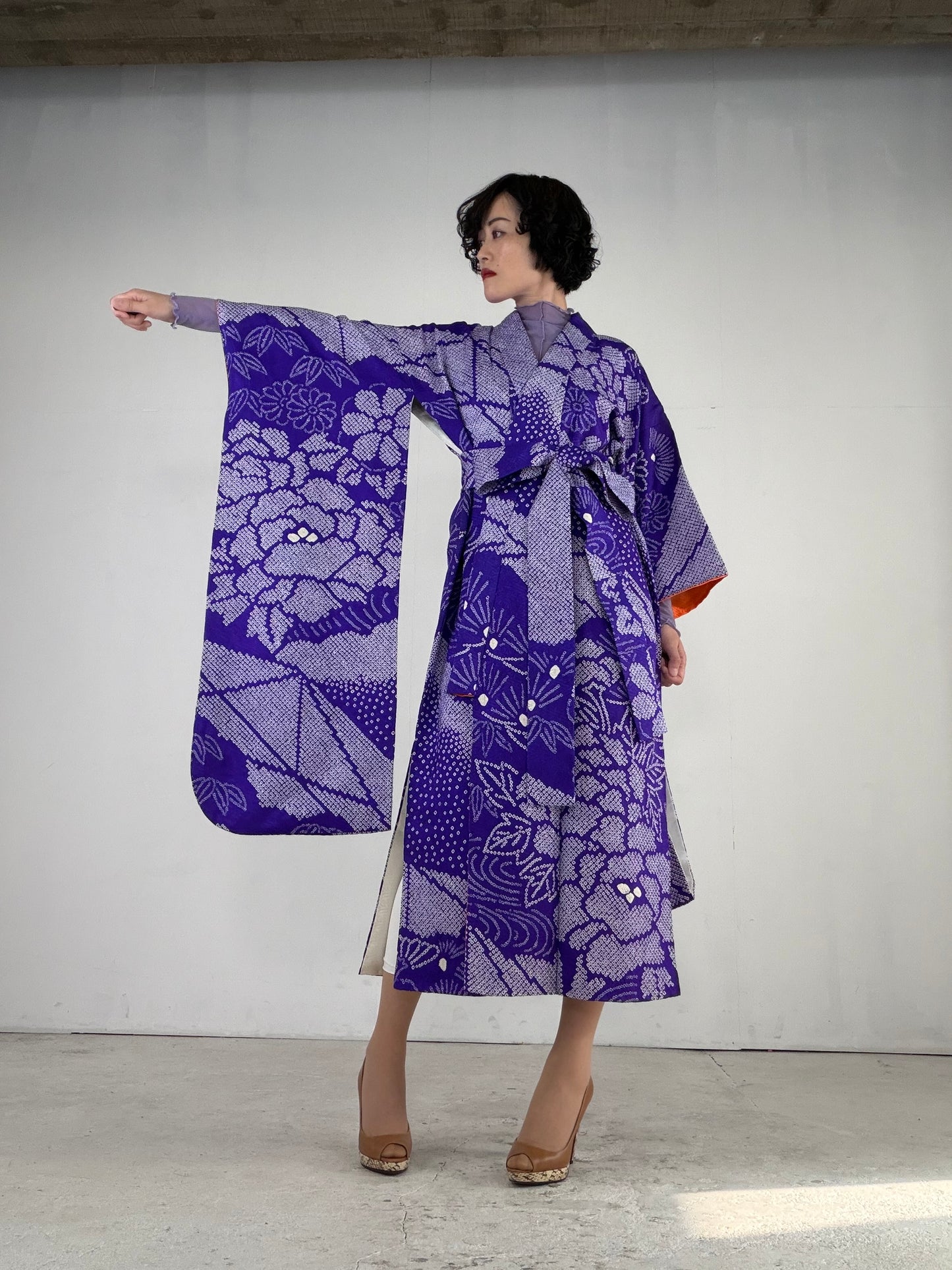 Furisode Kimono Dress Gown with String Belt – Upcycled from Vintage Japanese Kimono "shibori, ,murasaki, DRE022"