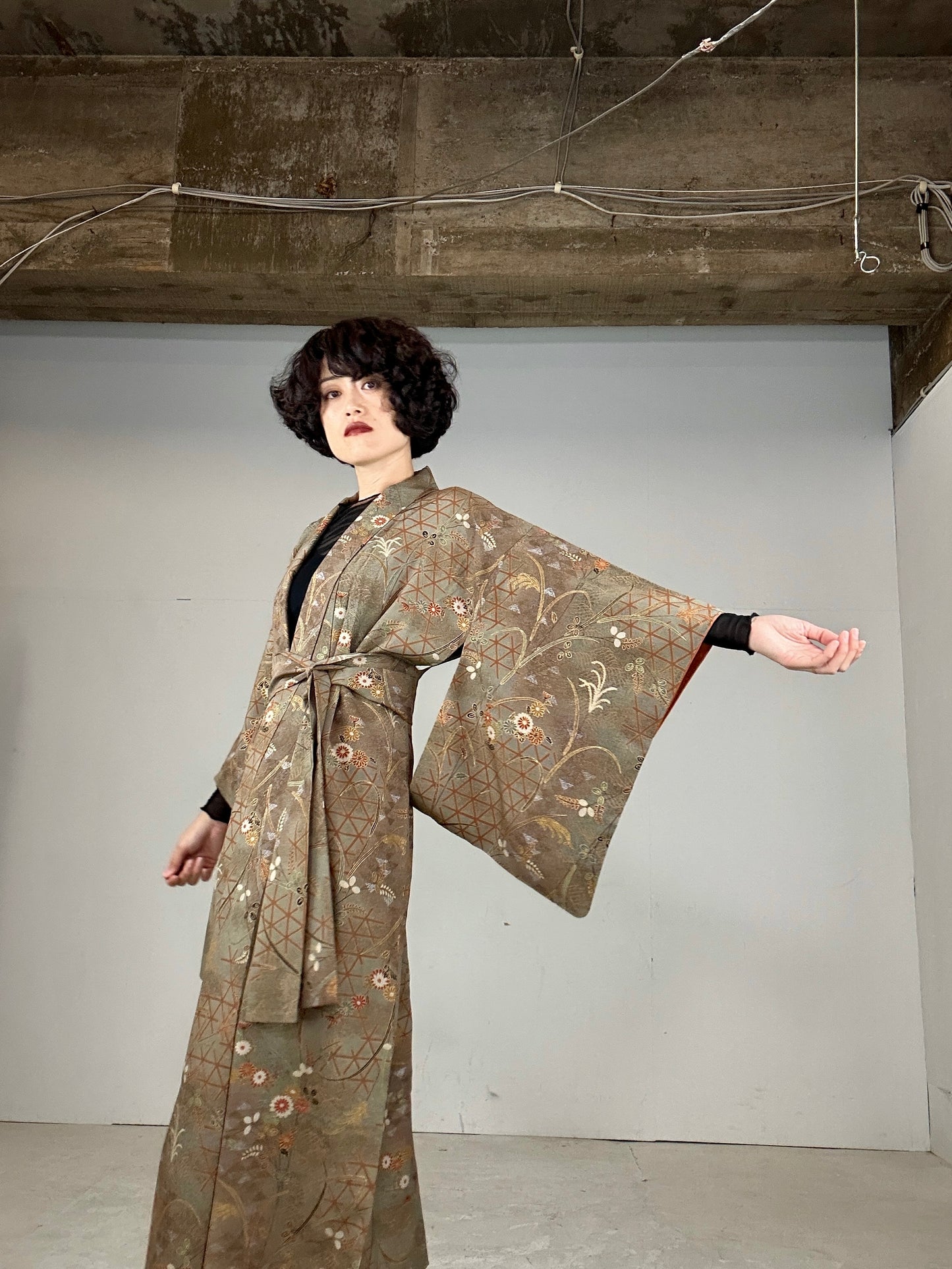 Kimono dress gown and string belt upcycled from Japanese kimono "akikusa"