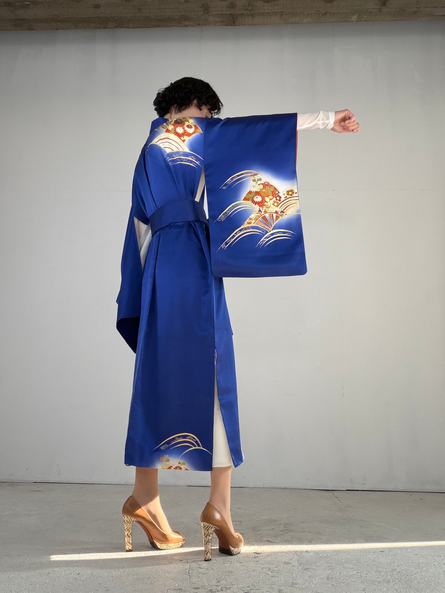 Houmongi Kimono Dress Gown with String Belt – Upcycled from Vintage Japanese Kimono "blue,genjiguruma, DRE033"