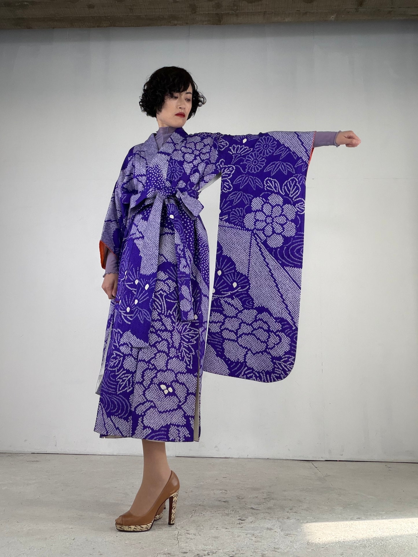 Furisode Kimono Dress Gown with String Belt – Upcycled from Vintage Japanese Kimono "shibori, ,murasaki, DRE022"
