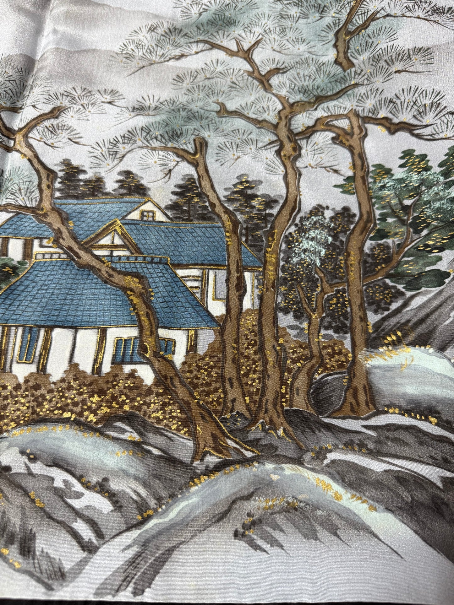 VINTAGE KUROMONTSUKI HAORI "Blue" *damage