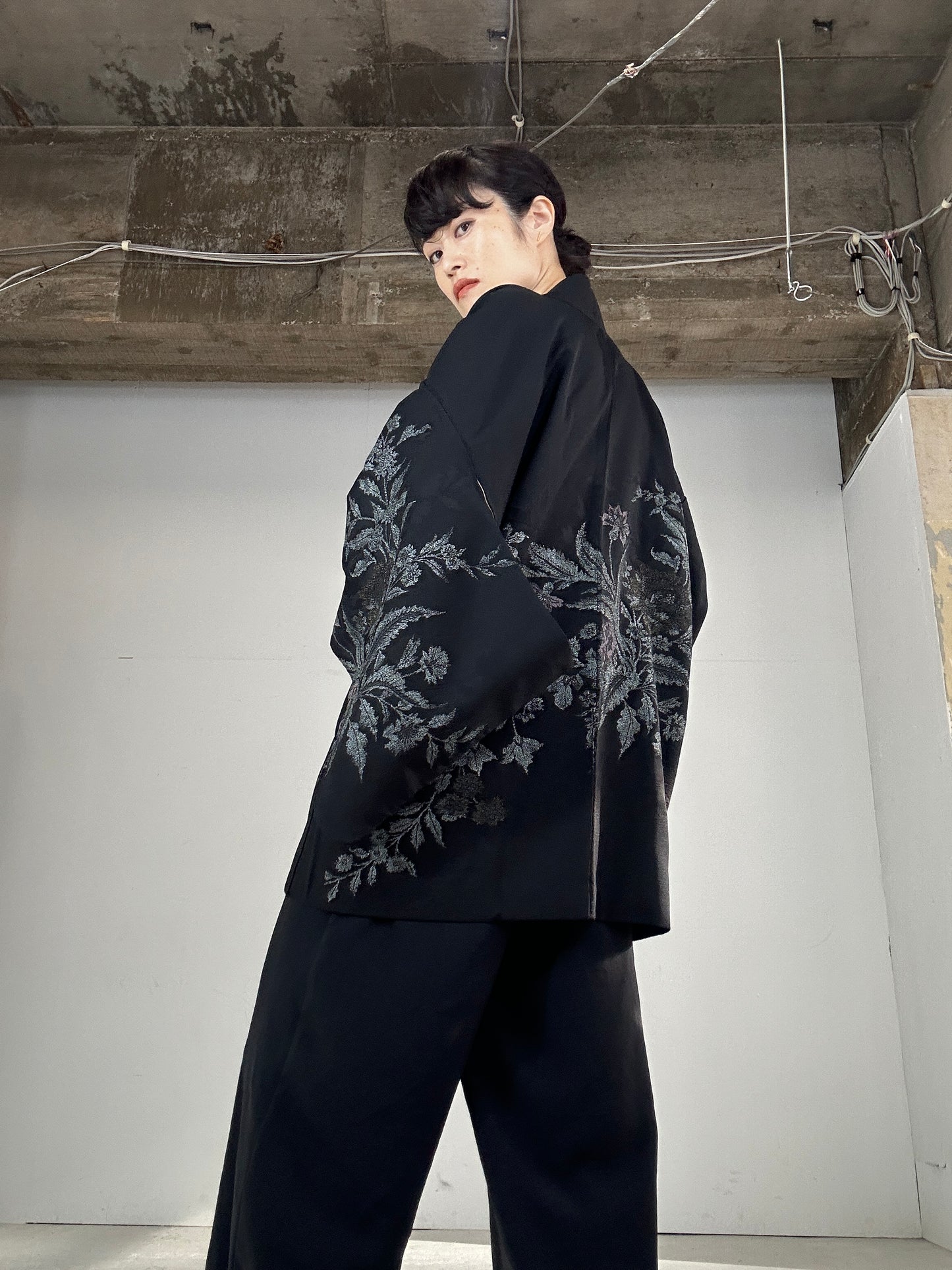 VINTAGE BLACK HAORI "gin nadeshiko ne"