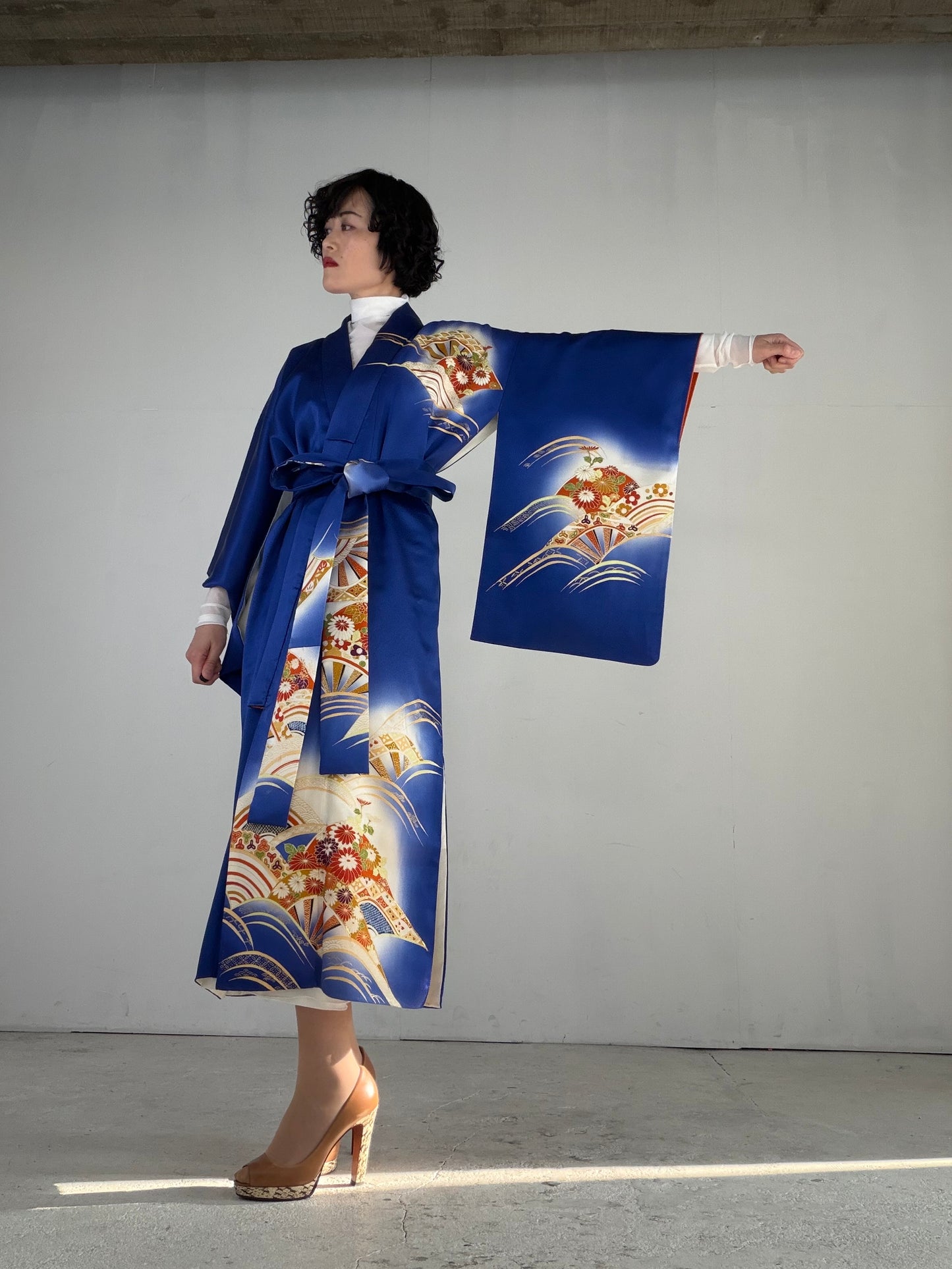 Houmongi Kimono Dress Gown with String Belt – Upcycled from Vintage Japanese Kimono "blue,genjiguruma, DRE033"