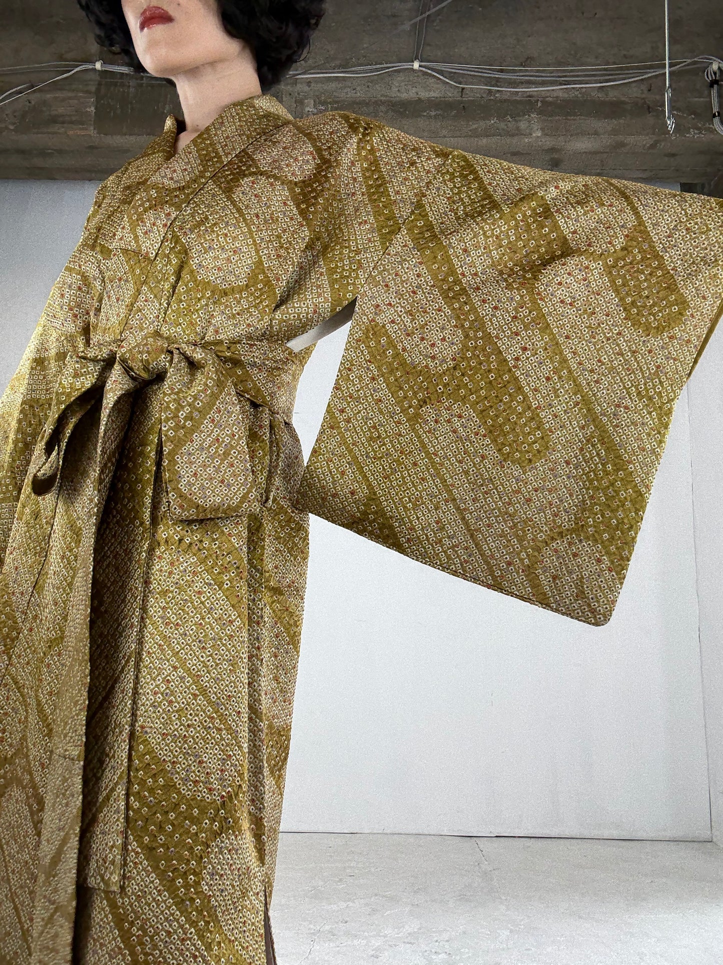 Kimono dress gown and string belt upcycled from Japanese kimono "shibori, yellow" Big Ribbon