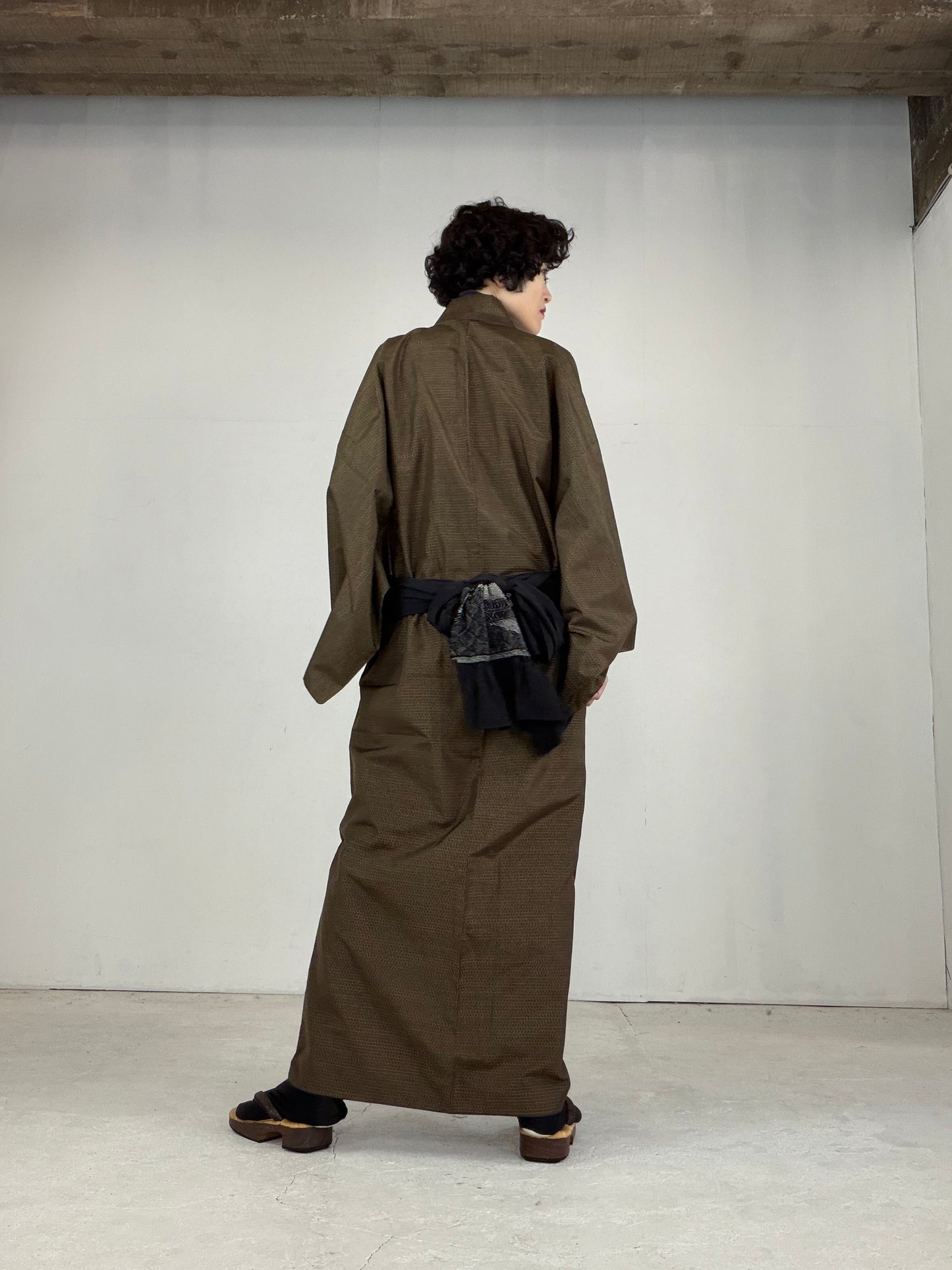 VINTAGE TSUMUGI KIMONO "OSK003"