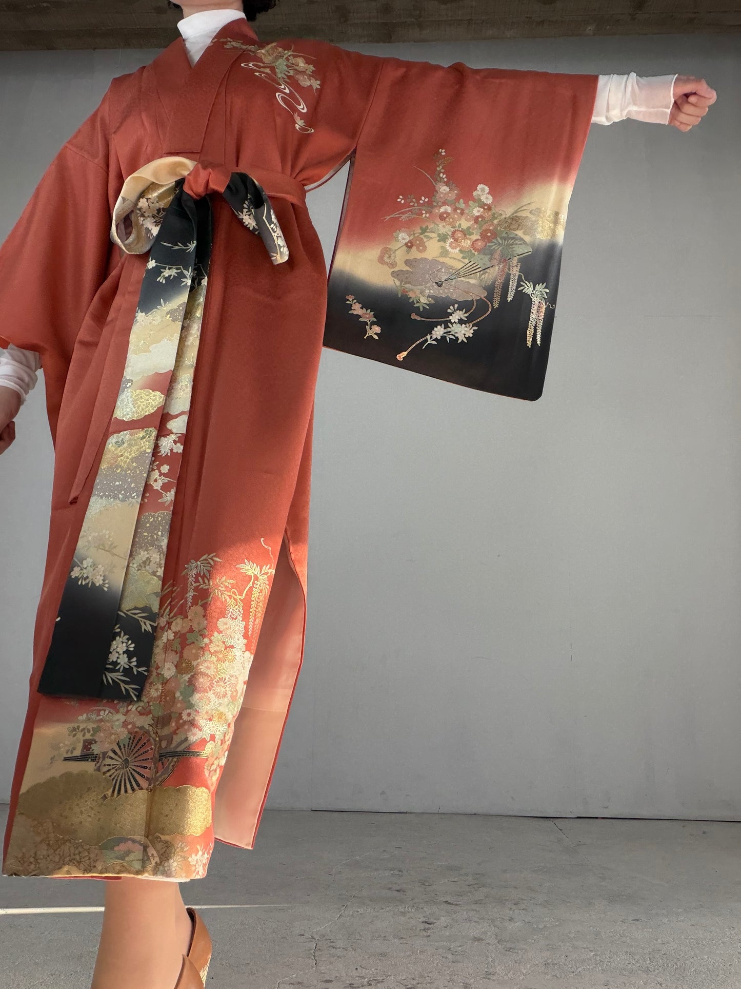 Houmongi Kimono Dress Gown with String Belt – Upcycled from Vintage Japanese Kimono "susokuro, DRE030"