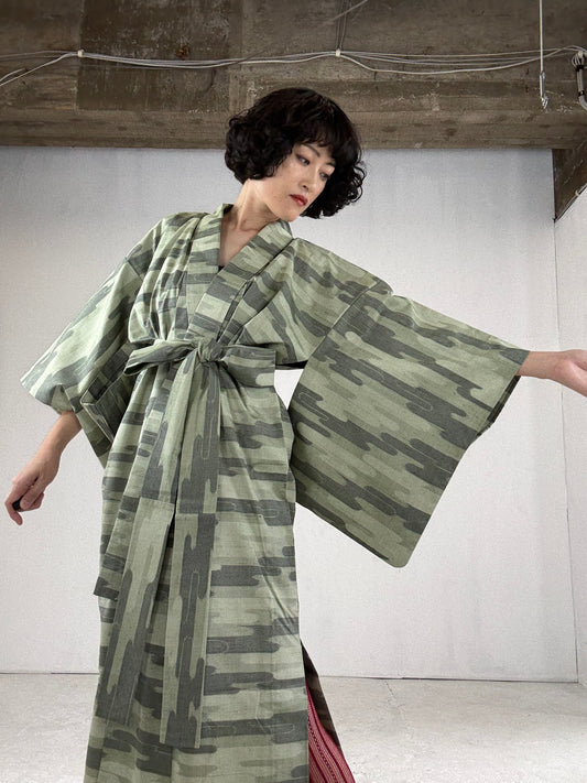 Kimono dress gown and string belt upcycled from Japanese kimono "tsumugi cloud pattern" :damage