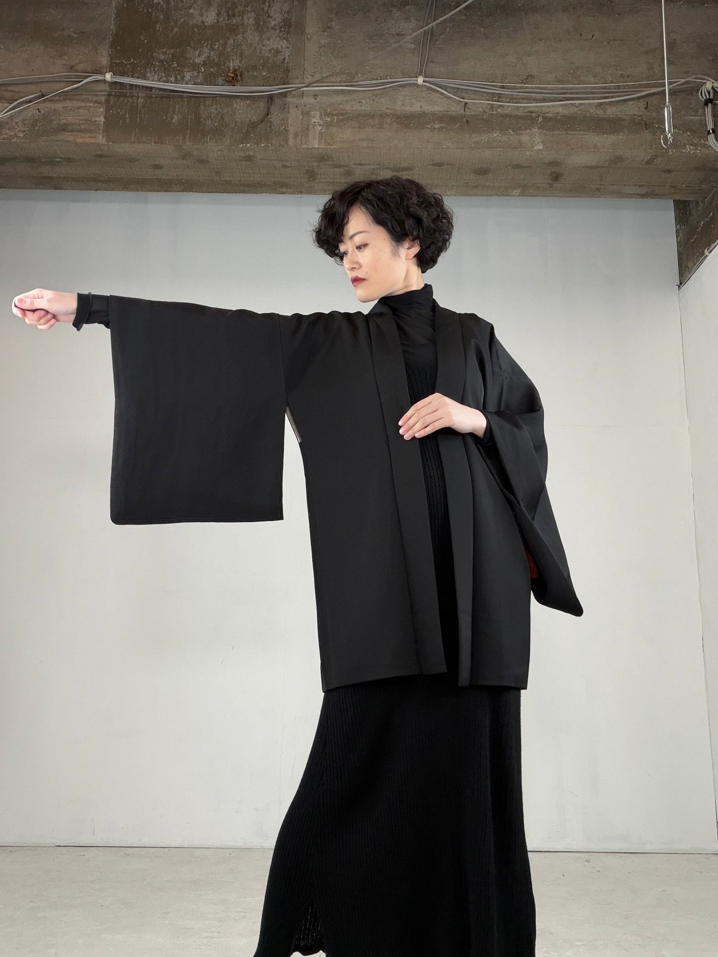 VINTAGE BLACK HAORI  "red, BLK141"