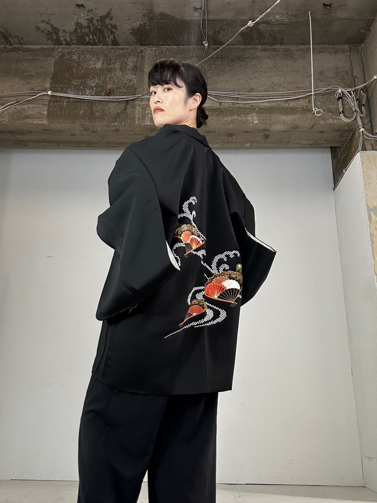 VINTAGE BLACK HAORI "ougi"