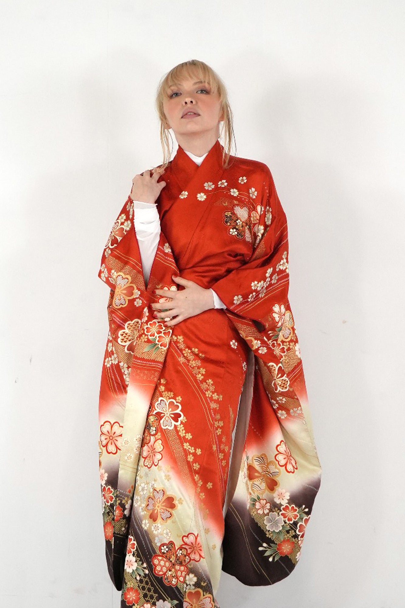 Redefining the Vintage Furisode Collection "aka, cha, FRI013"