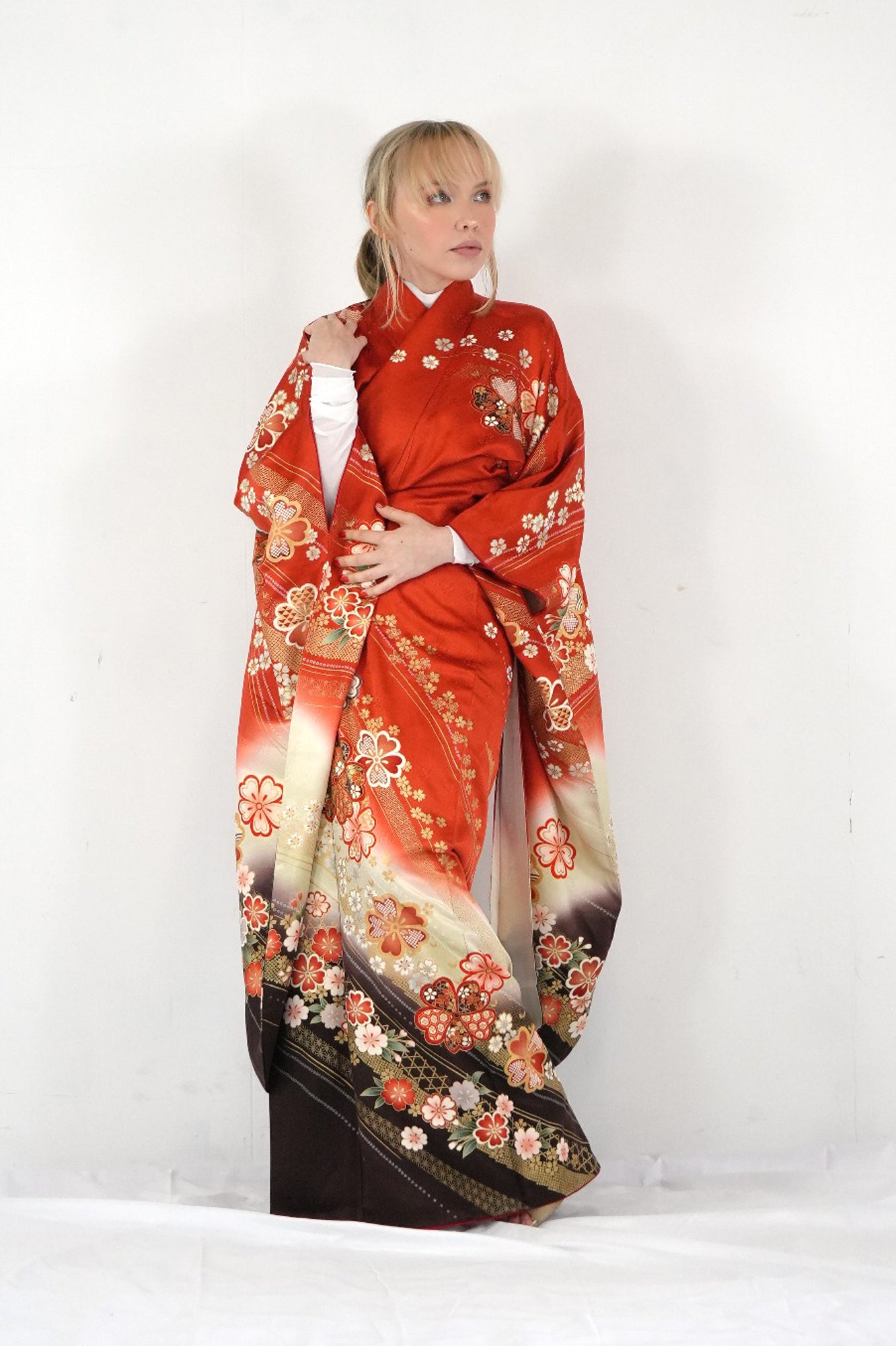 Redefining the Vintage Furisode Collection "aka, cha, FRI013"