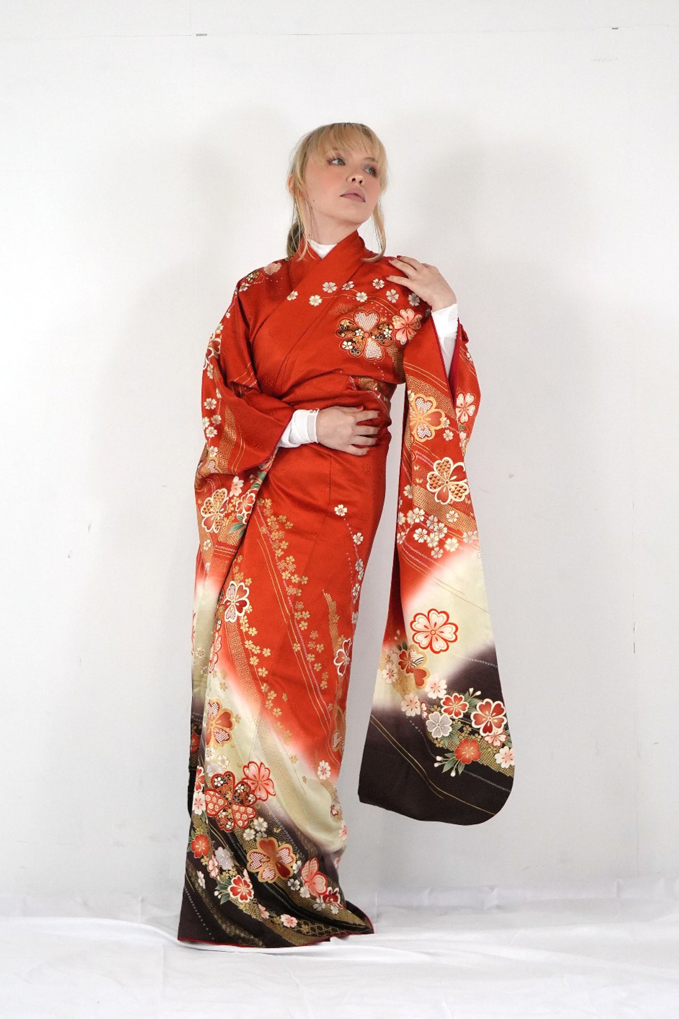 Redefining the Vintage Furisode Collection "aka, cha, FRI013"
