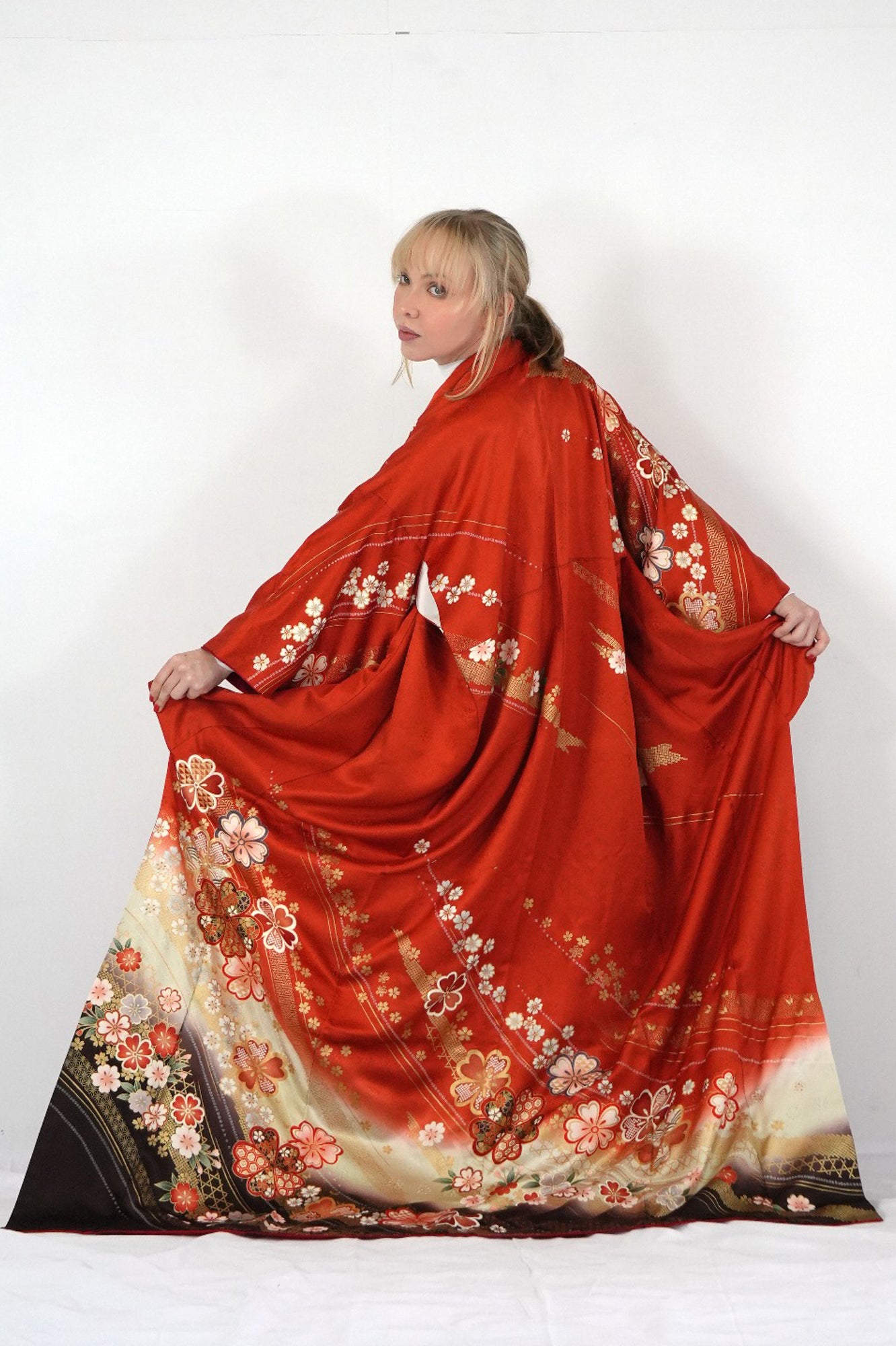 Redefining the Vintage Furisode Collection "aka, cha, FRI013"