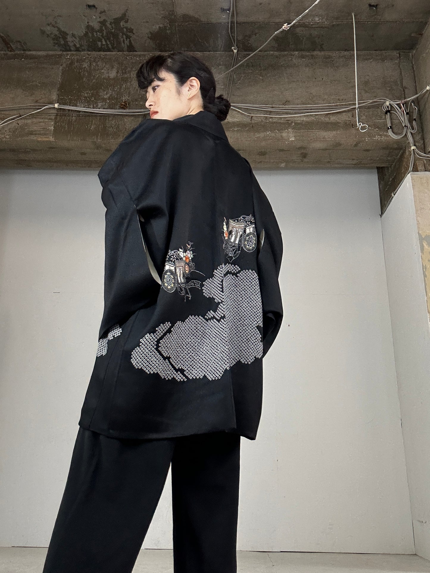 VINTAGE BLACK HAORI "shibori goshoguruma"